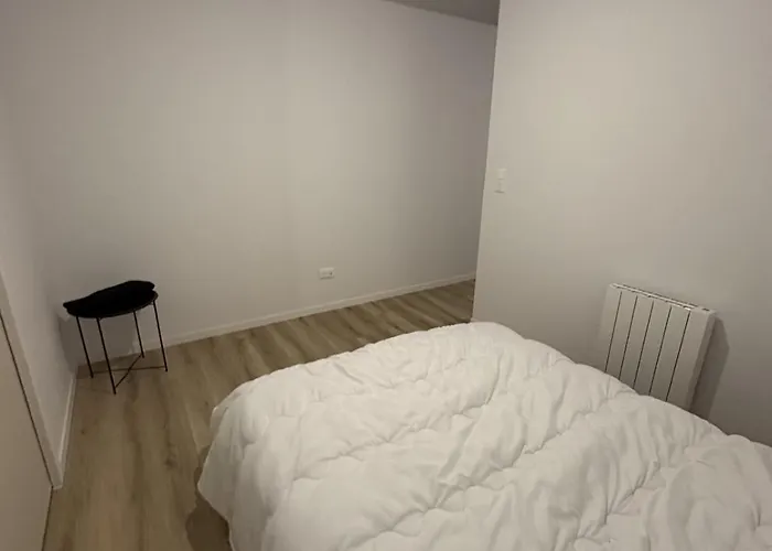 Loni Experiences - Indus